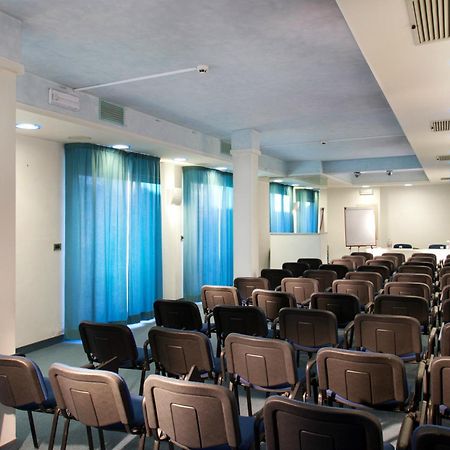 Hotel Kursaal Ρίμινι Εξωτερικό φωτογραφία