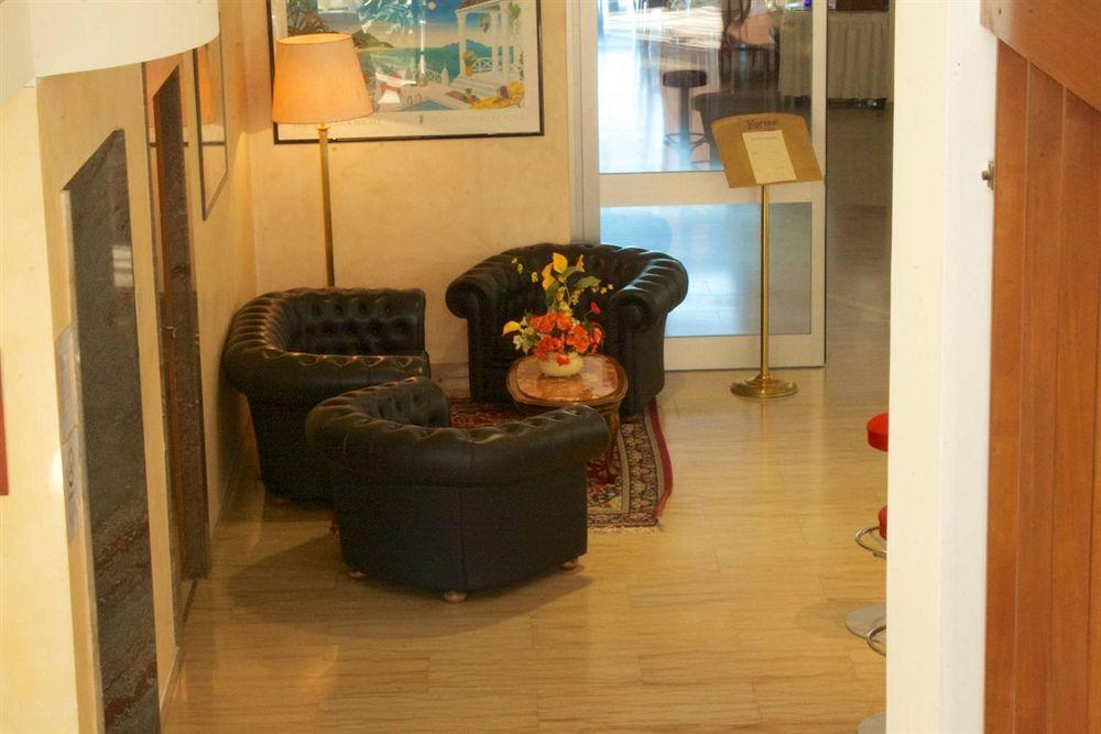 Hotel Kursaal Ρίμινι Εξωτερικό φωτογραφία
