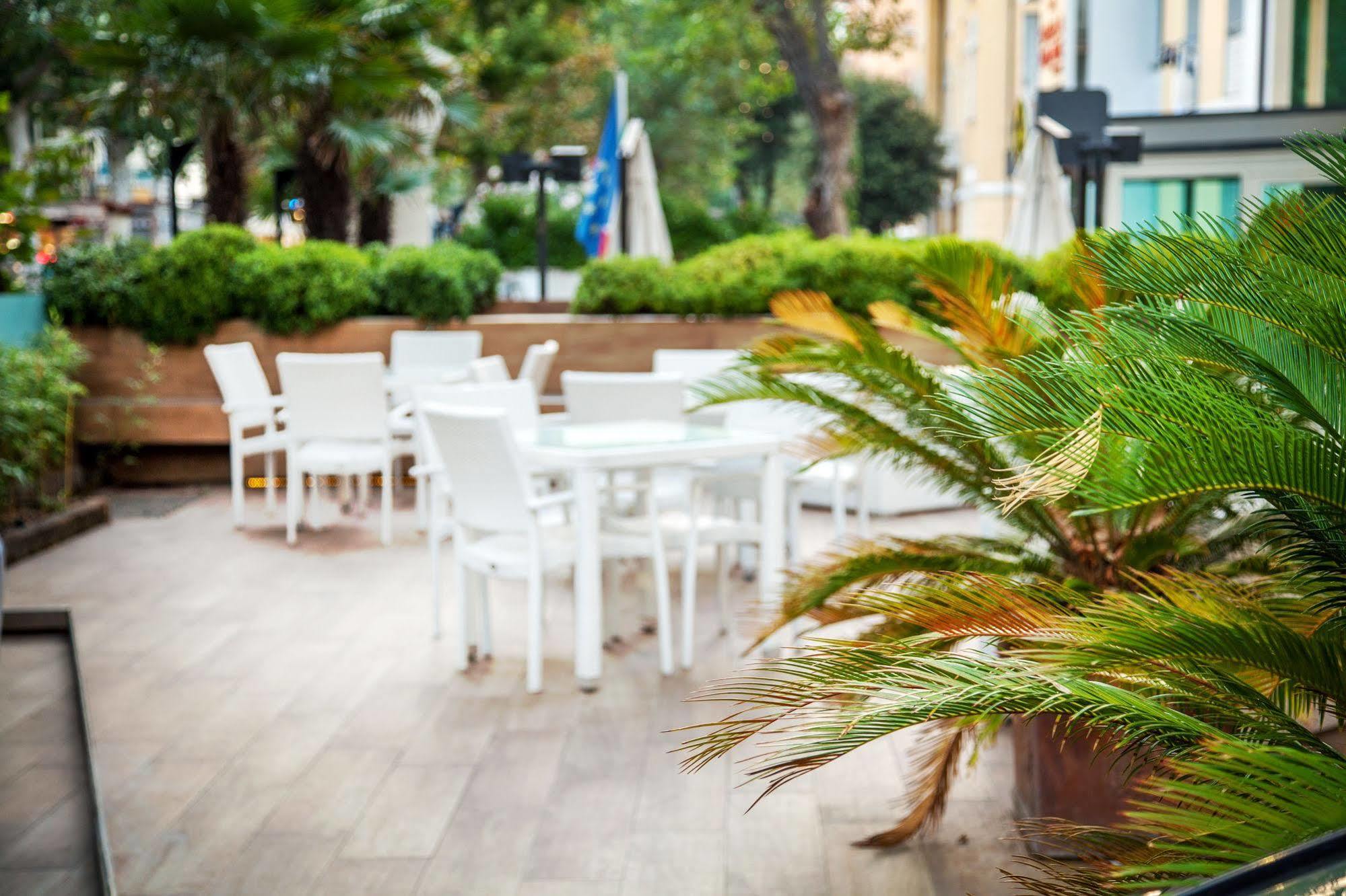 Hotel Kursaal Ρίμινι Εξωτερικό φωτογραφία